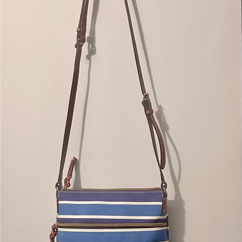 Dooney & Bourke Nautical Blue White Crossbody Bag - Picture 12 of 12